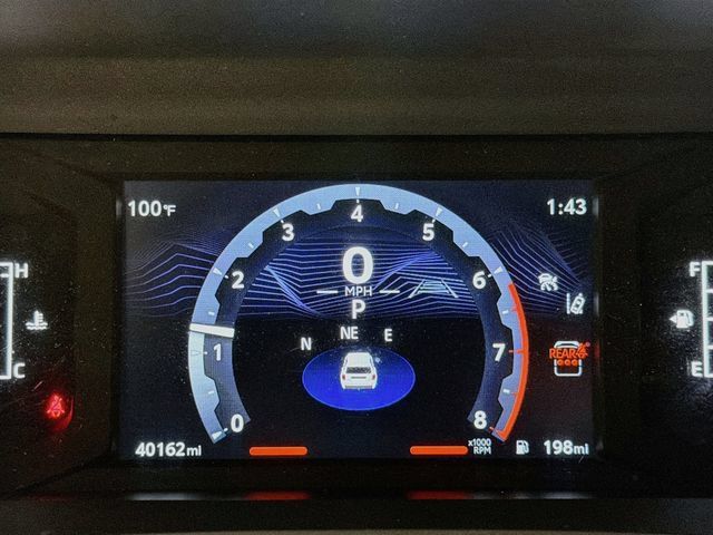 Used 2025 Toyota 4Runner SR5 AWD/4WD image 11
