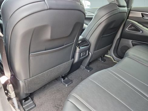 New 2027 INFINITI QX60 Luxe w/ Cargo Package AWD/4WD image 28