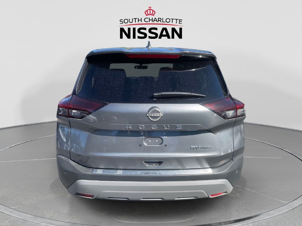 Used 2023 Nissan Rogue SV AWD/4WD image 5