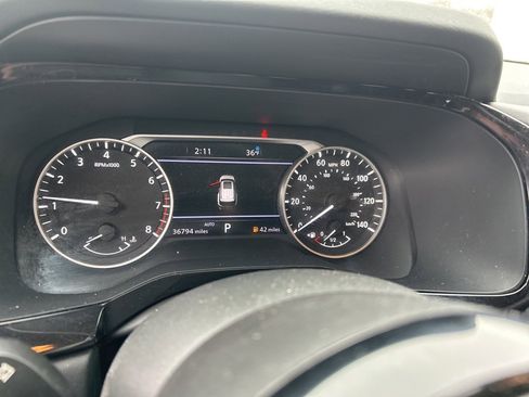 Used 2023 Nissan Pathfinder SL image 9