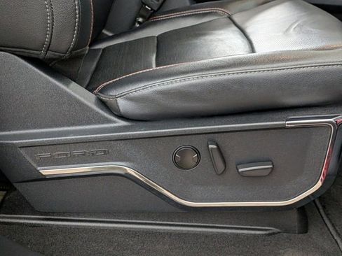 Used 2023 Ford F250 Lariat w/ Black Appearance Package image 26