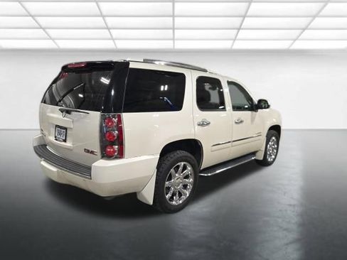 Used 2012 GMC Yukon Denali image 5