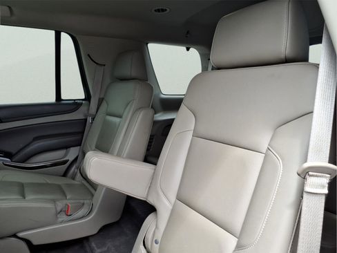 Used 2016 Chevrolet Tahoe LT w/ Luxury Package RWD image 12