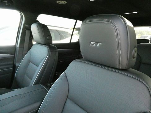 New 2026 Buick Enclave Sport Touring w/ Power Package image 31