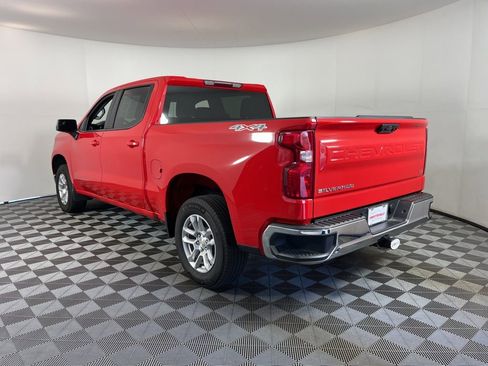 Used 2024 Chevrolet Silverado 1500 LT image 10