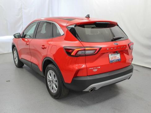 Used 2024 Ford Escape Active AWD/4WD image 7