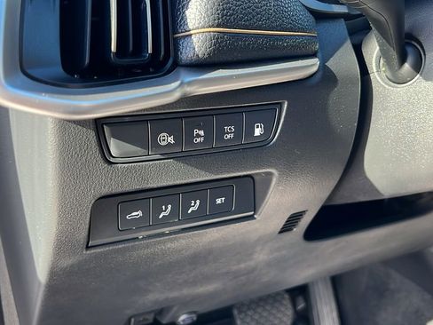 Used 2025 MAZDA CX-70 Plug-In Hybrid w/ Premium Pkg image 14