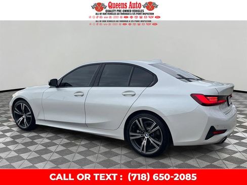 Used 2020 BMW 330i Sedan w/ Convenience Package image 4