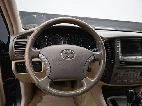 Used 2004 Toyota Land Cruiser AWD/4WD image 14