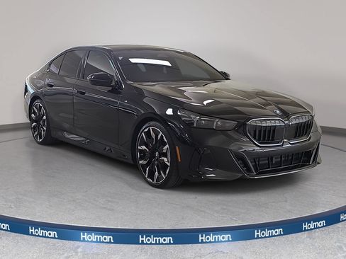 Used 2026 BMW 550e xDrive AWD/4WD image 4
