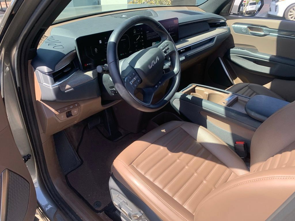 Certified 2024 Kia EV9 Land AWD/4WD image 11