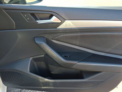 Used 2024 Volkswagen Jetta S image 10