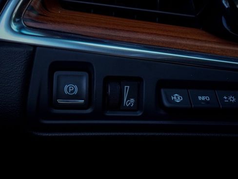 Used 2023 Cadillac XT5 Premium Luxury w/ Technology Package image 19