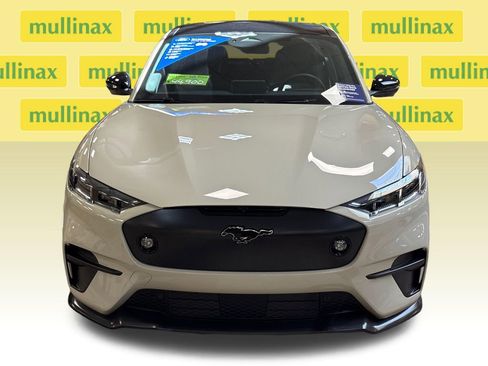 Certified 2025 Ford Mustang Mach-E GT image 16