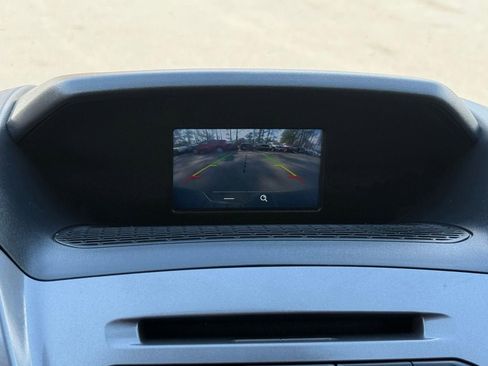 Used 2018 Ford Transit 350 XLT image 39