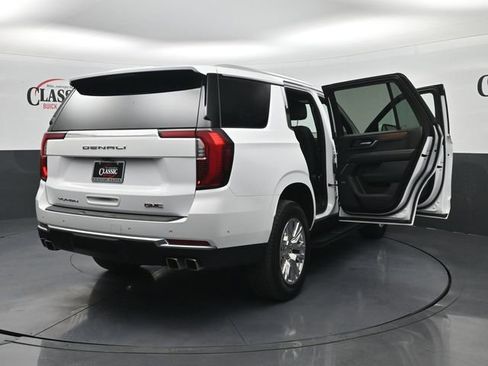 Used 2025 GMC Yukon Denali image 34