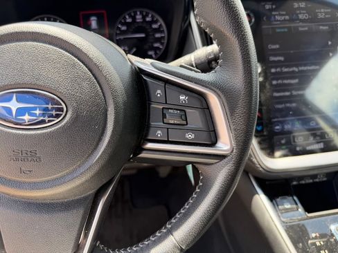 Used 2024 Subaru Outback Premium AWD/4WD image 28