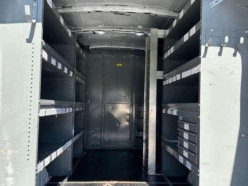 Used 2023 Ford E-Transit Medium Roof RWD image 22