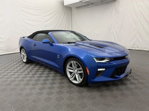 Used 2016 Chevrolet Camaro SS RWD image 11