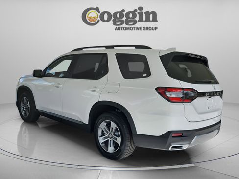 New 2026 Honda Pilot EX-L image 3