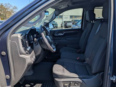 Used 2022 Chevrolet Silverado 1500 LT AWD/4WD image 13