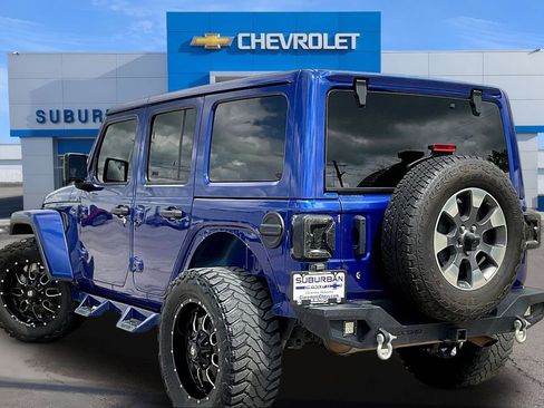 Used 2018 Jeep Wrangler Unlimited Sahara image 12
