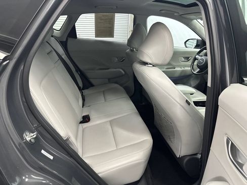Used 2024 Hyundai Kona Limited FWD image 16