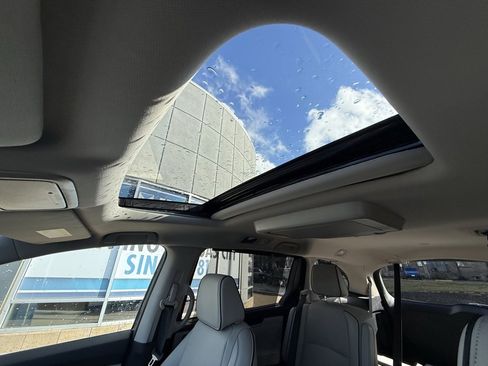 Used 2026 Honda Odyssey Touring image 26