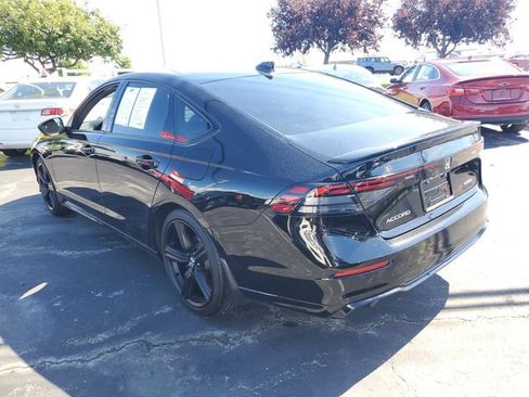 Used 2024 Honda Accord Sport image 3
