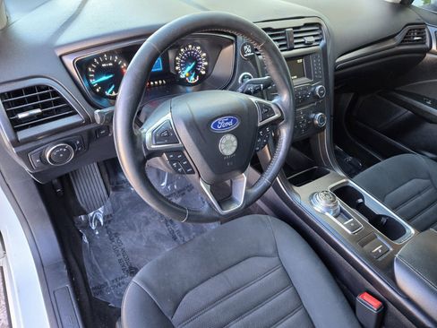 Used 2018 Ford Fusion S w/ Equipment Group 101A image 8