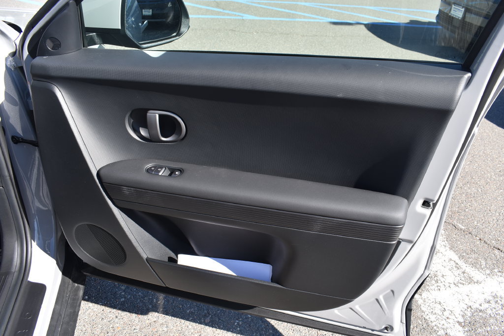 New 2026 Hyundai Ioniq 5 SEL RWD image 13