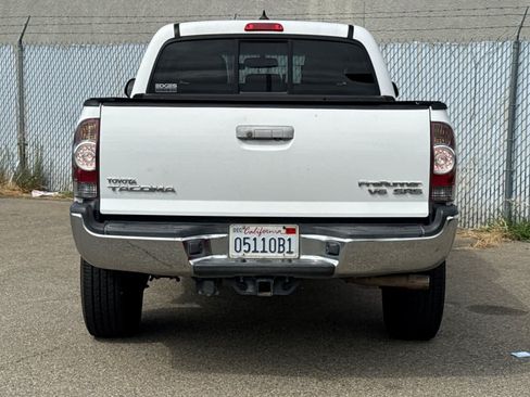 Used 2012 Toyota Tacoma PreRunner w/ SR5 Pkg RWD image 4