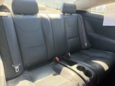 Used 2009 Pontiac G6 GT w/ Premium Package image 8