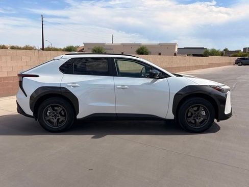 Used 2025 Toyota bZ4X AWD w/ Weather Package image 6