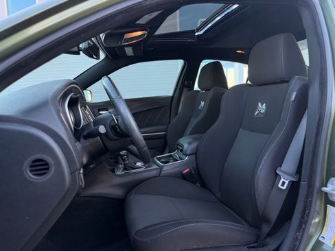 Used 2018 Dodge Charger R/T Scat Pack w/ Driver Confidence Group RWD image 14