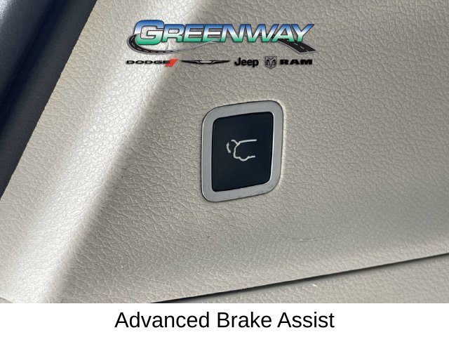 Used 2017 Chrysler Pacifica Platinum FWD image 11