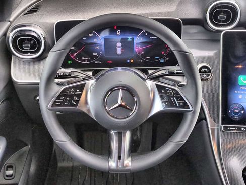 Certified 2025 Mercedes-Benz GLC 300 4MATIC image 23