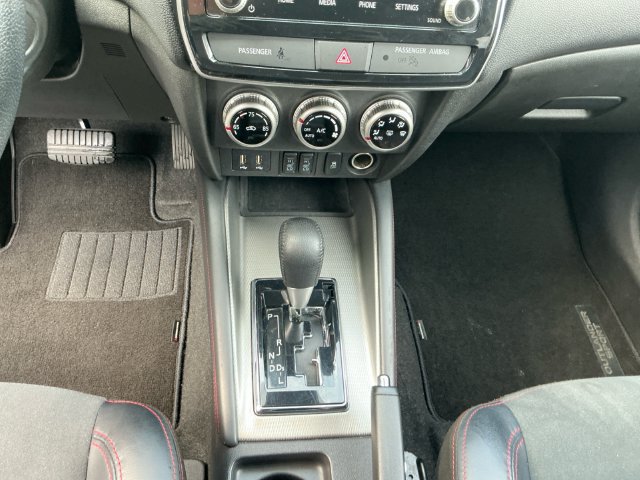 Used 2024 Mitsubishi Outlander Sport SE AWD/4WD image 12