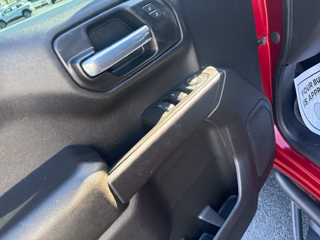 Used 2021 Chevrolet Silverado 1500 Custom AWD/4WD image 14