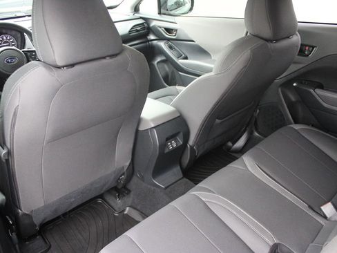 Used 2025 Subaru Crosstrek 2.0i Premium image 25