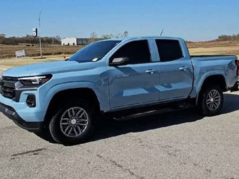 New 2026 Chevrolet Colorado LT w/ LT Convenience Package AWD/4WD image 4