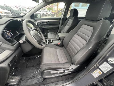 Used 2018 Honda CR-V LX image 17