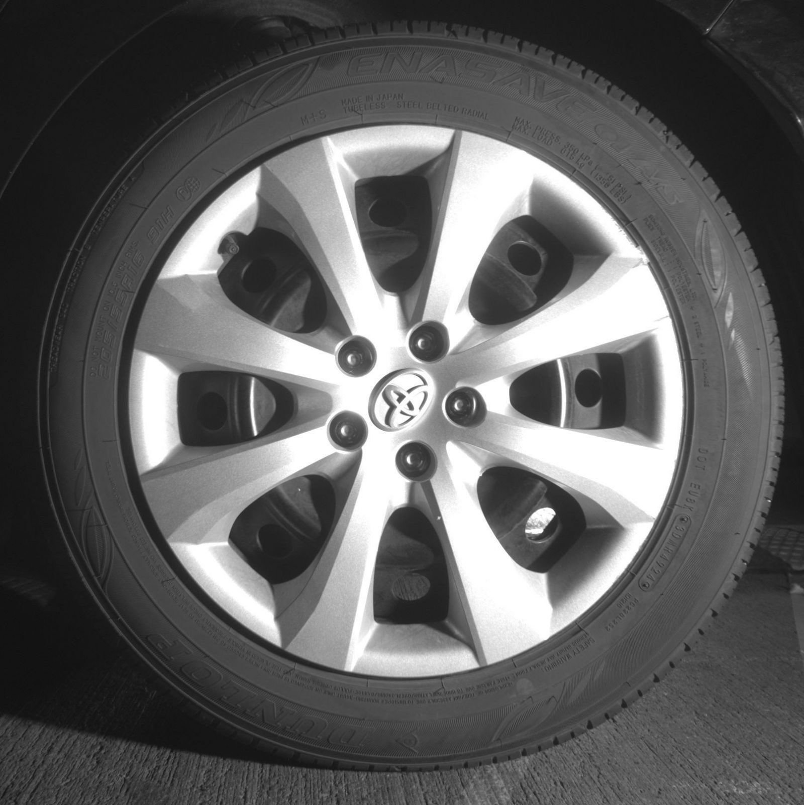 Used 2025 Toyota Corolla LE FWD image 16