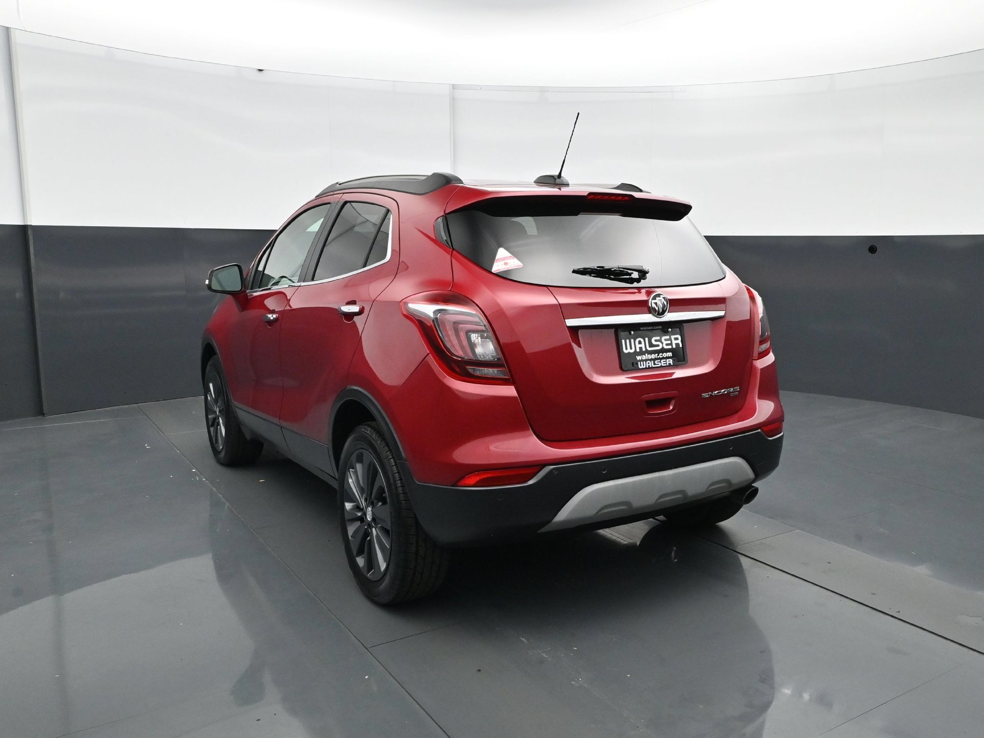 Used 2019 Buick Encore Essence w/ Safety Package II AWD/4WD image 5