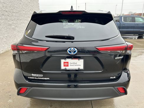 Used 2021 Toyota Highlander XSE AWD/4WD image 6