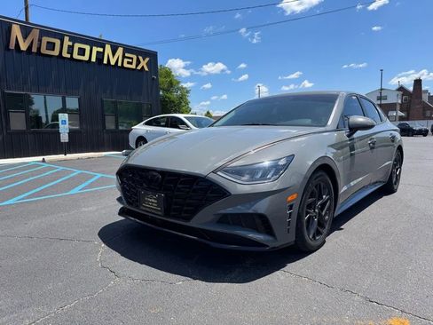 Used 2021 Hyundai Sonata SEL FWD image 1