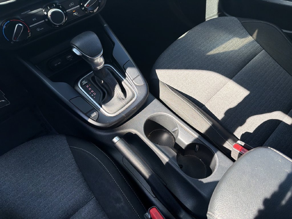 Used 2020 Kia Soul S FWD image 47