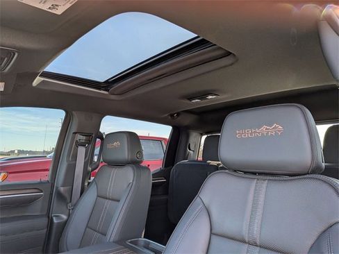 Used 2025 Chevrolet Silverado 1500 High Country w/ High Country Premium Package image 18