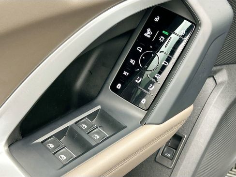 Used 2025 Audi Q5 Premium Plus w/ Premium Plus image 23