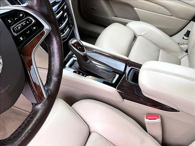 Used 2014 Cadillac XTS Luxury FWD image 15